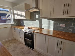 Kitchen- click for photo gallery